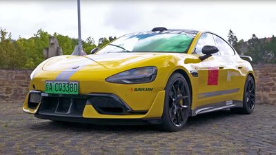 'My Favorite Car From China': Xiaomi SU7 Ultra Stuns Car Reviewer