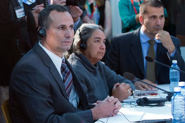 Cuban dissident José Daniel Ferrer leaves island for US exile after imprisonment