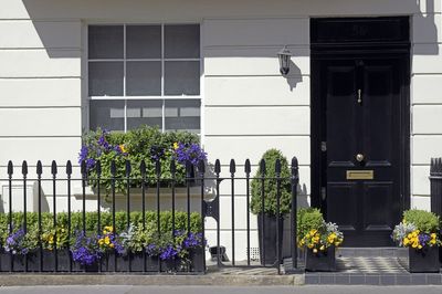 'Chronic shortage’ of homes suitable for last-time buyers warns Age UK
