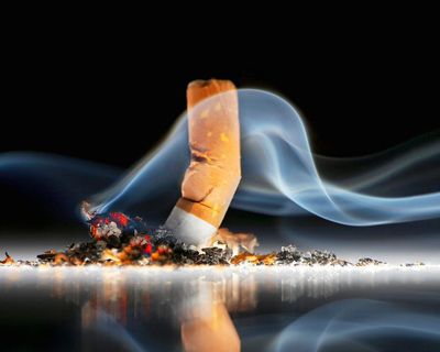 Dementia risk for people who quit smoking in middle age ‘same as someone who never smoked’
