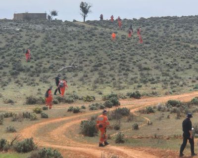 Police expand search for missing boy Gus in outback SA after advice from ‘survival specialists’