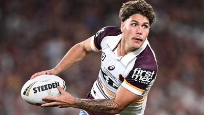 'Of course': Giddy Walsh eyes off Kangaroos No.1 jumper
