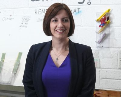 Parenting advice on social media is often poor quality, says Phillipson