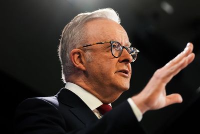 Private numbers of Australian PM and Donald Trump Jr made public on US website