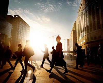 UK labour market shows signs of stabilising after job losses