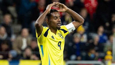 Alexander Isak Unleashes Frustrations With Expletive Rant