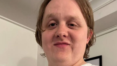Lewis Capaldi and Niall Horan on The Voice: The Chaotic Behind-The-Scenes Moments Fans Never Got to See