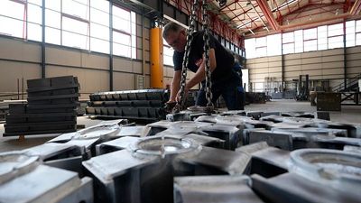 EU lawmakers vote to ease corporate due diligence requirements