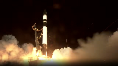 Rocket Lab launches private Japanese Earth-imaging satellite to orbit (video)