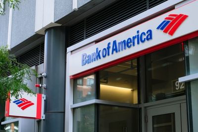 How To Earn $500 A Month From Bank of America Stock Ahead Of Q3 Earnings