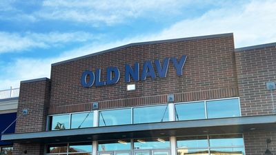 9 Old Navy Fall Fashion Finds To Buy Before They’re Gone
