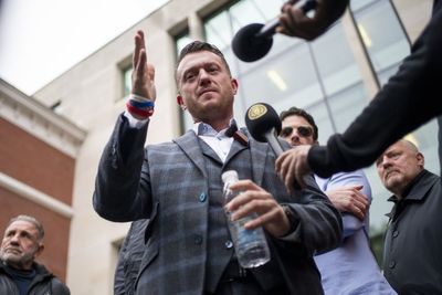 Tommy Robinson’s trial verdict delayed because he is going to Israel
