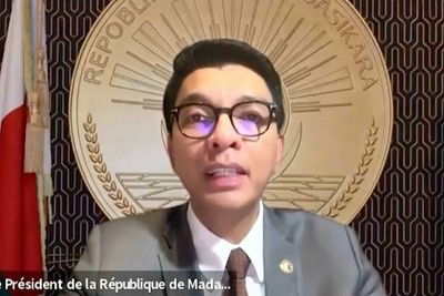 Military colonel announces that the armed forces are taking control in Madagascar