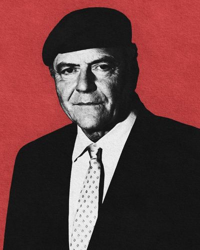 Republican in New York’s mayor race: eccentric street vigilante who could secure Mamdani’s win