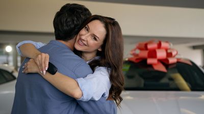 8 Status Symbols That Couples Without Kids Still Waste Money On