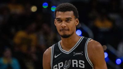 Photo of Victor Wembanyama Throwing Down Big Dunk While Barely Jumping Is Too Cool