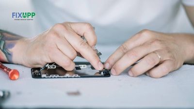 The Impact of a Damaged Screen on User Experience: Effective Solutions