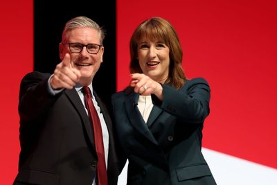 The government cannot afford to limp on without an economic strategy
