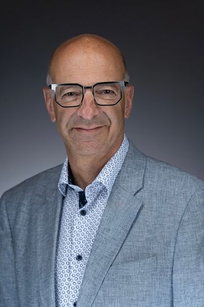 Adam Bernard: AutoPerspectives