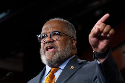 Supreme Court to hear arguments on use of race in redistricting - Roll Call