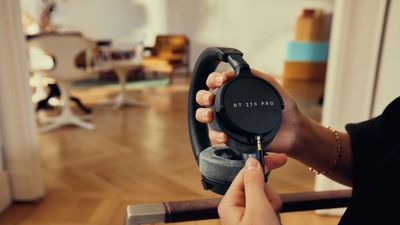 Beyerdynamic’s DT 270 Pro headphones want to bring studio-quality sound to your ears for an affordable price
