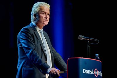 Far-right lawmaker Geert Wilders returns to Dutch campaign trail after drone plot threat