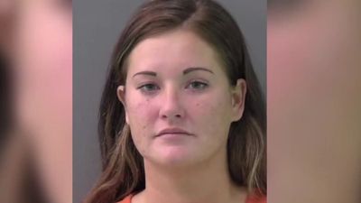 31yo Texas woman upset with her soup refused refund and replacement, decided burning face of cashier was the answer