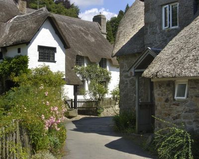 Reparo! Harry Potter film crew mend potholes blighting Devon village