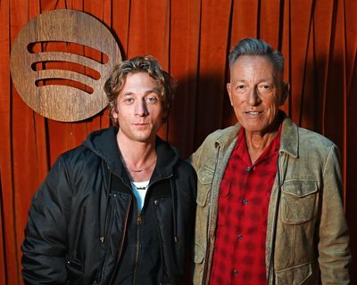 ‘When did I get that good-looking?’: Bruce Springsteen on seeing Jeremy Allen White play him on screen