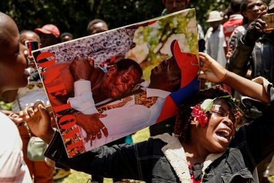 Kenyans Swarm Home Of Fallen 'Hero' Raila Odinga