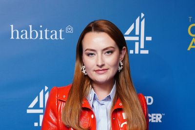 Amelia Dimoldenberg to star in Channel 4 comedy about three best friends