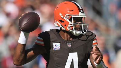 Kevin Stefanski Addresses Deshaun Watson’s Injury Status Amid QB Questions