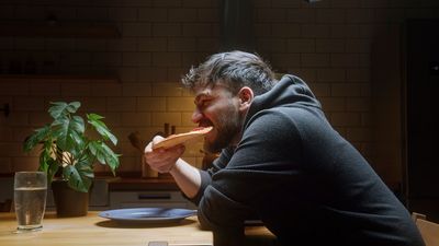 Study Reveals Shocking Link Between Late Dinners and Heart Disease