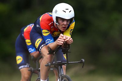 After season disrupted by heart surgery, Australian youngster Cameron Rogers narrowly misses out on Tour of Holland prologue win
