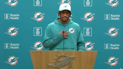 Tua Tagovailoa Apologizes for Calling Out Teammates After Loss to Chargers