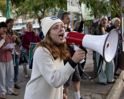Judge dismisses suit by young climate activists against Trump’s pro-fossil fuel policies