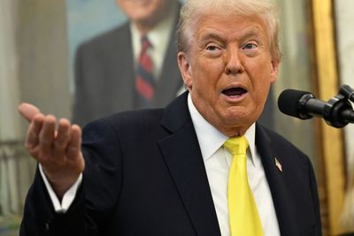 Trump jokes people are afraid to fish after Venezuelan boat strikes