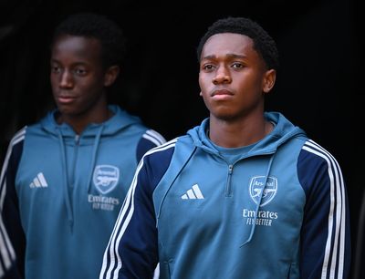 Young Arsenal forward signs new contract after impressive start to season