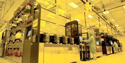 Taiwan Semiconductor Smashes Q3 Earnings Target. But Stock Retreats.