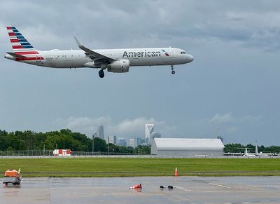 American Airlines Flight Makes Emergency Return to LAX After Fumes Reported Onboard