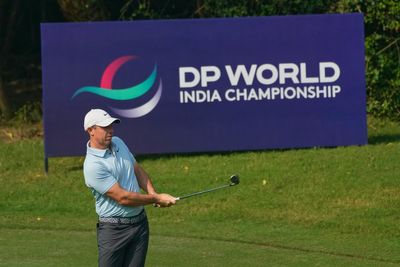Rory McIlroy in contention despite leaving driver in clubhouse in India