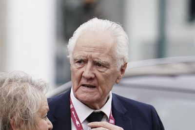 Lord Speaker to step down early from role to care for wife