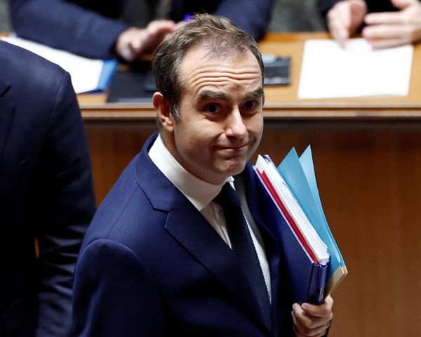 French prime minister survives two no-confidence votes