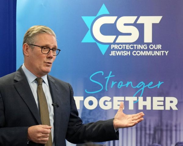 Starmer orders NHS antisemitism review after ‘clear cases’ not dealt with