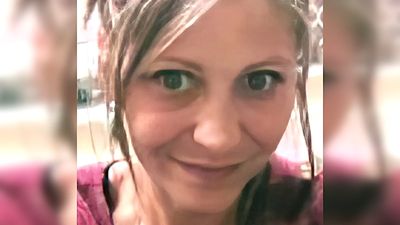 44yo Florida woman rescued from a storm drain by authorities – this is the third time she was saved from a storm drain