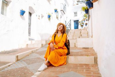 9 Travel Experiences That Teach Women Safety Lessons