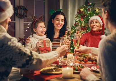 10 Emotional Triggers Hiding in Casual Holiday Conversations
