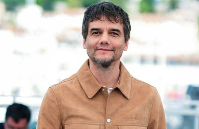 Wagner Moura shuns social media