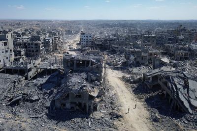 Fears for Gaza ceasefire grow after Israel and Hamas accuse each other of breaching Trump’s peace
