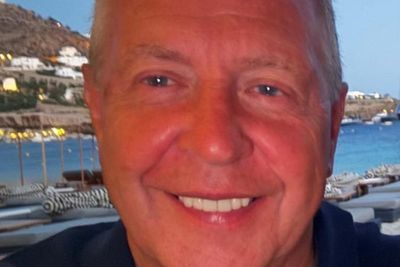 Former Aviva boss killed when Aston Martin crashed into tree